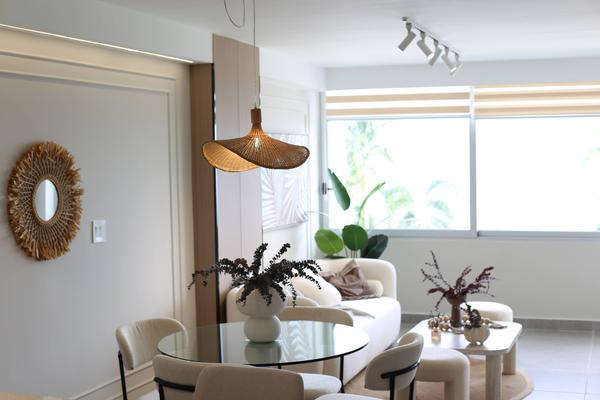 Living & Dining Area